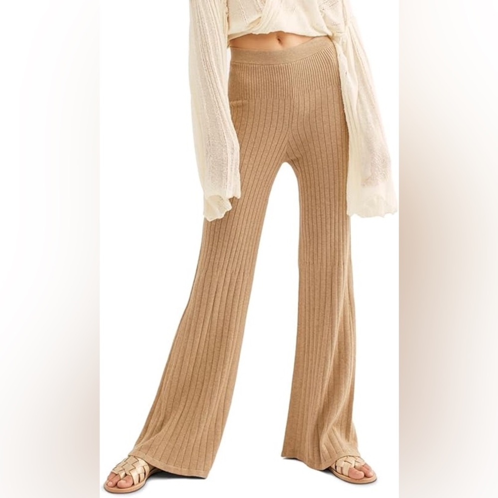 Free People Keep it Real flare pants size small cream